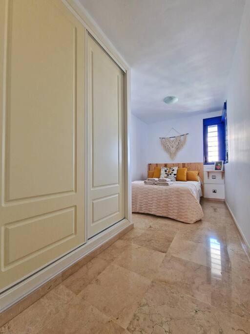 Acogedor Piso Con Terraza Y Parking! Apartment Benalmadena Exterior photo